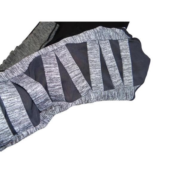 Stylish Black & Gray Athletic Leggings with Unique Side Design - Picture 5 of 8